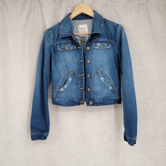 J. Crew Jackets & Blazers - J. Crew Bowery Wash Denim Jacket with Distressing Women's Size 4